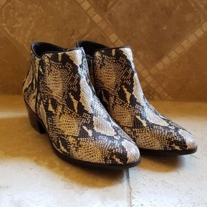 Sam Edelman petty Chelsea ankle boot